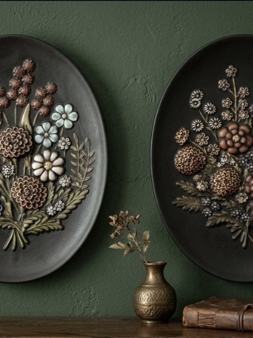 Vintage Hand Painted Atlantic Mold Ceramic Floral Wall Plaques Set Of 2 Black